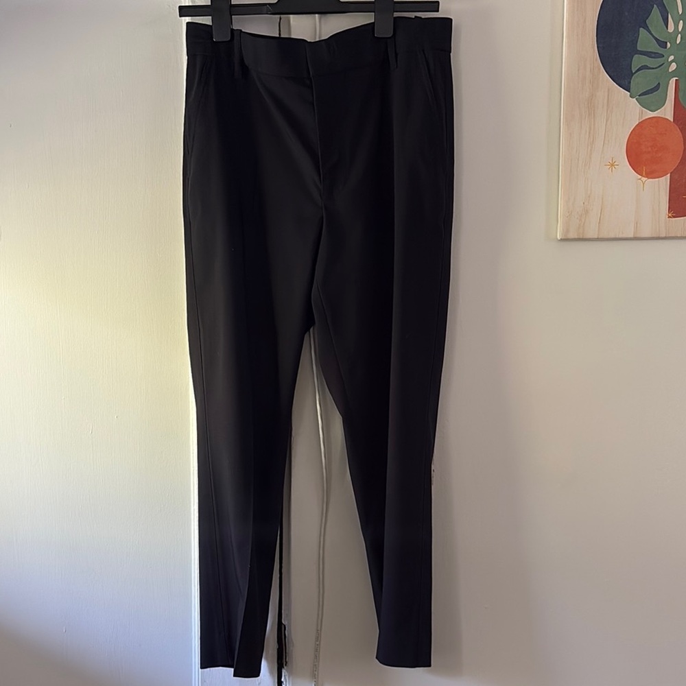 EUC Vince Black lightweight Pants